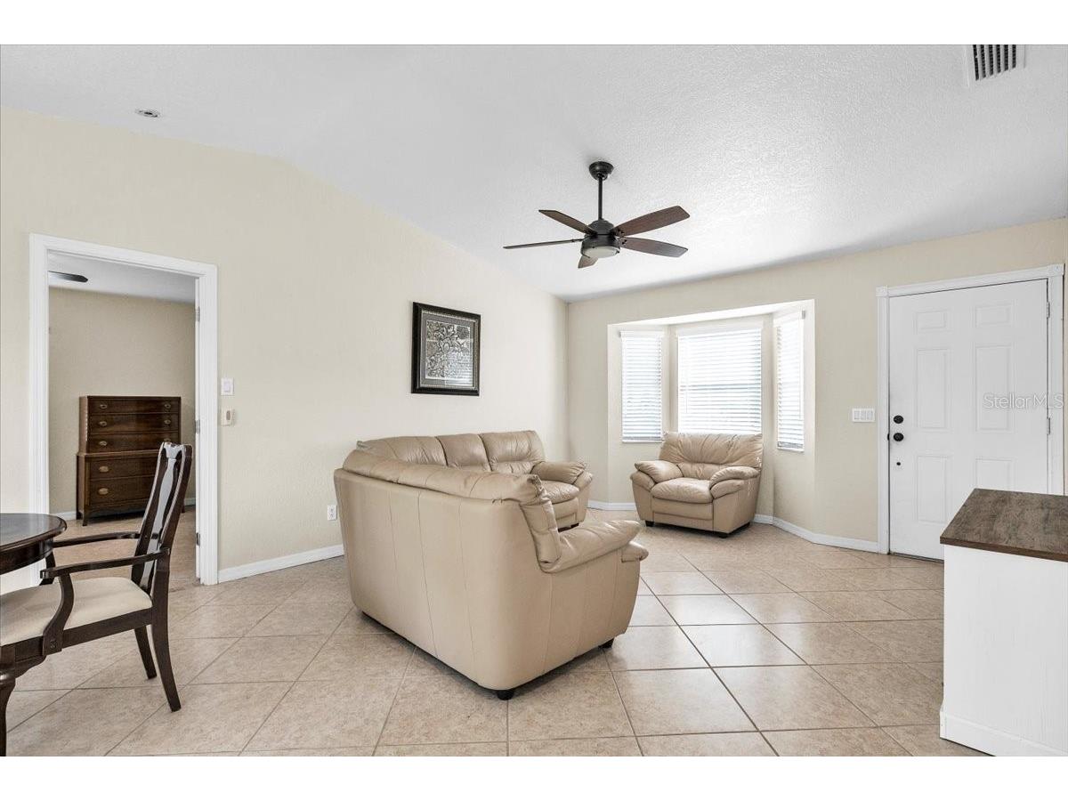 1461 Mccrory Street North Port FL 34286 A4692900 image9