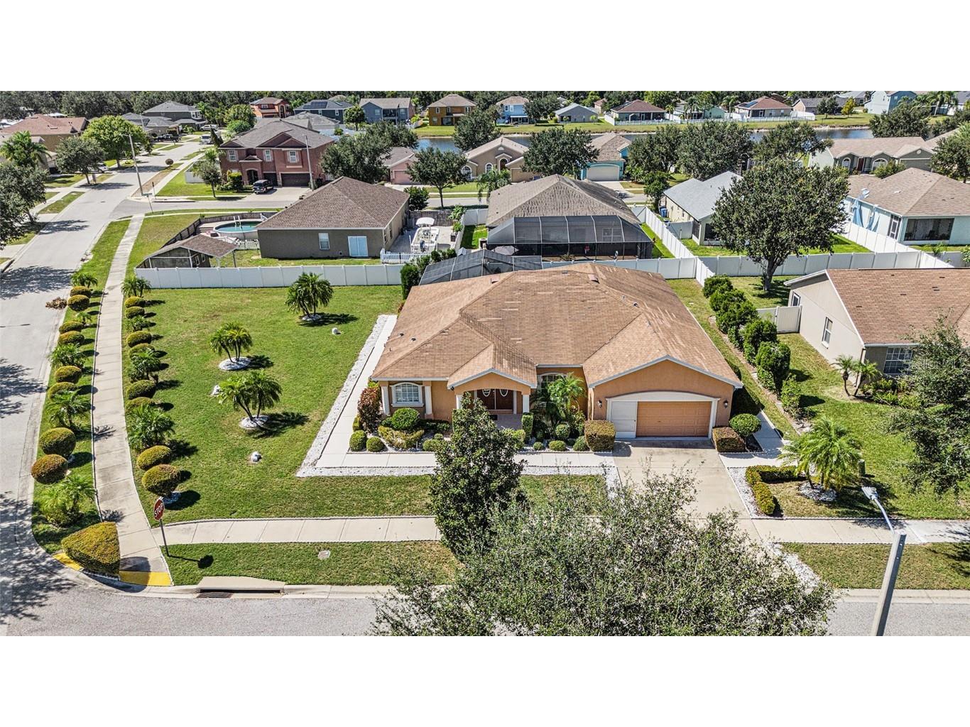 14613 Brogan Castle Place Wimauma FL 33598 TB8437483 image2