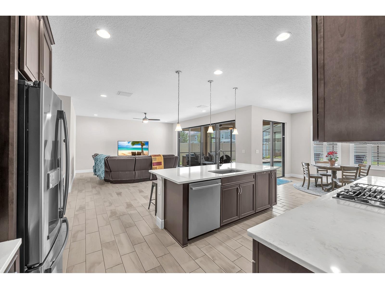 14615 Red Castle Avenue Lithia FL 33547 TB8490358 image11