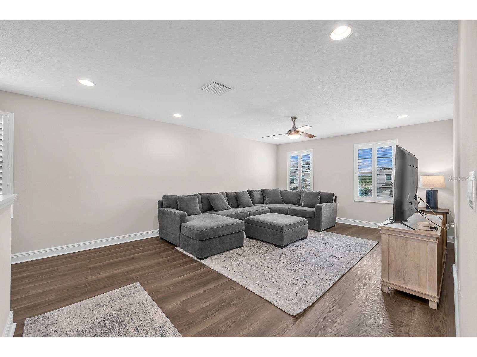 14615 Red Castle Avenue Lithia FL 33547 TB8490358 image28