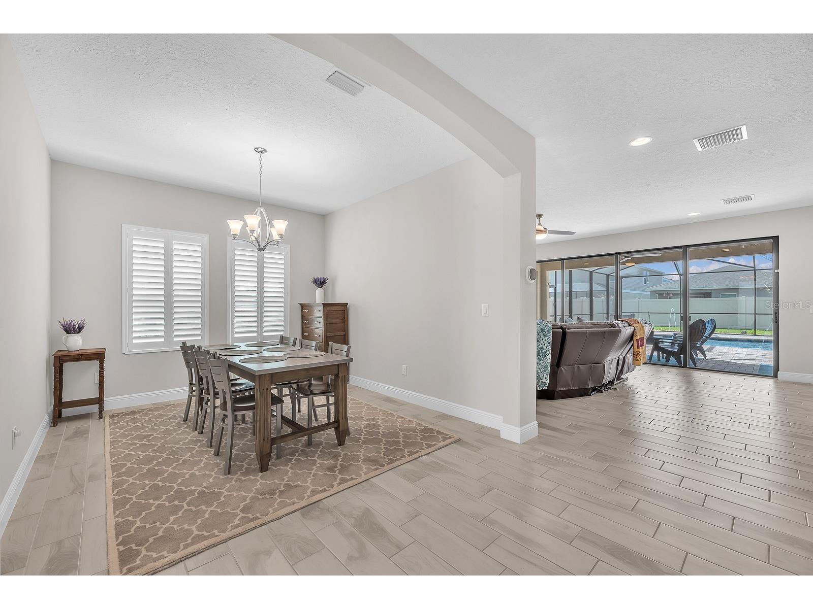 14615 Red Castle Avenue Lithia FL 33547 TB8490358 image4