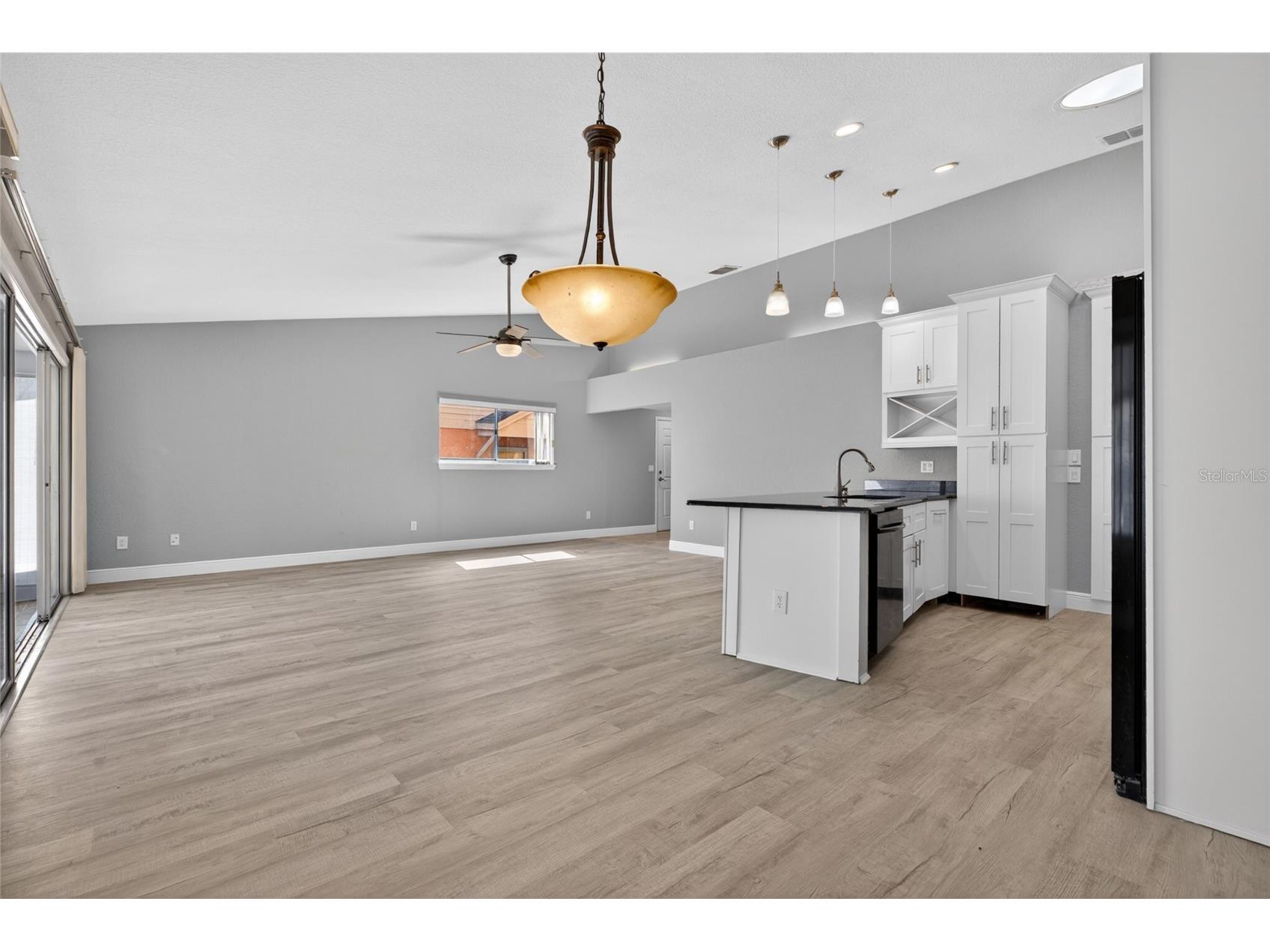 14617 Loridawn Drive #8 Seminole FL 33776 TB8502466 image13