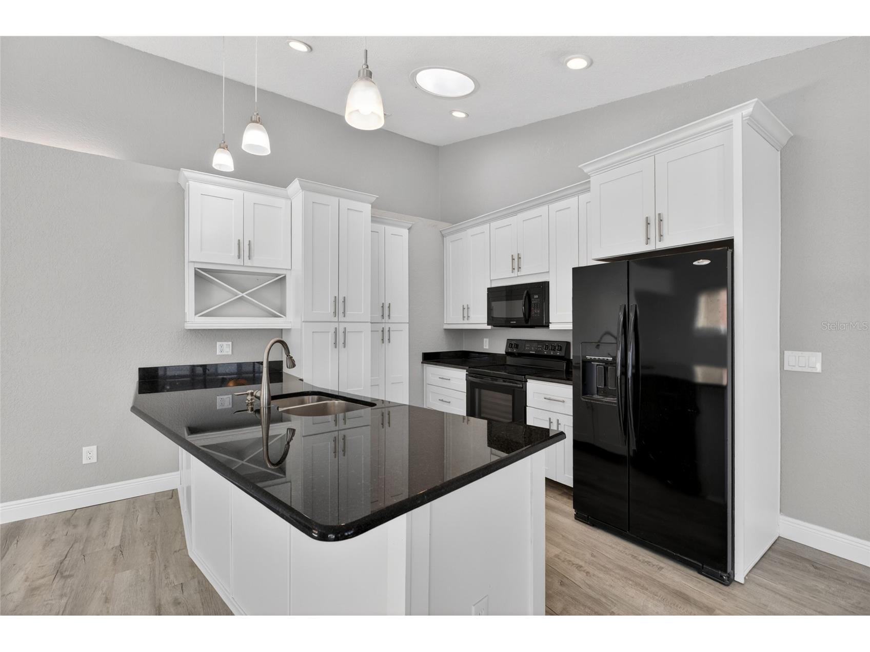 14617 Loridawn Drive #8 Seminole FL 33776 TB8502466 image15