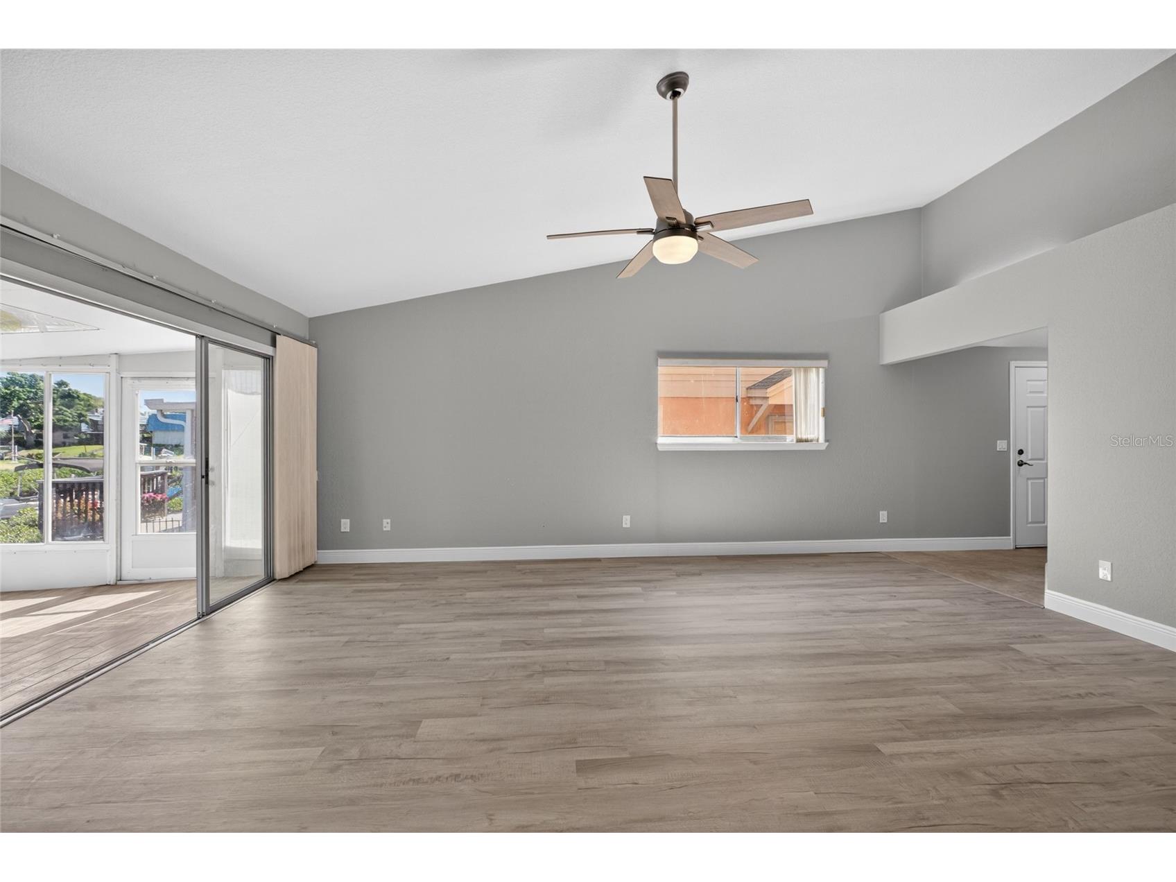 14617 Loridawn Drive #8 Seminole FL 33776 TB8502466 image21