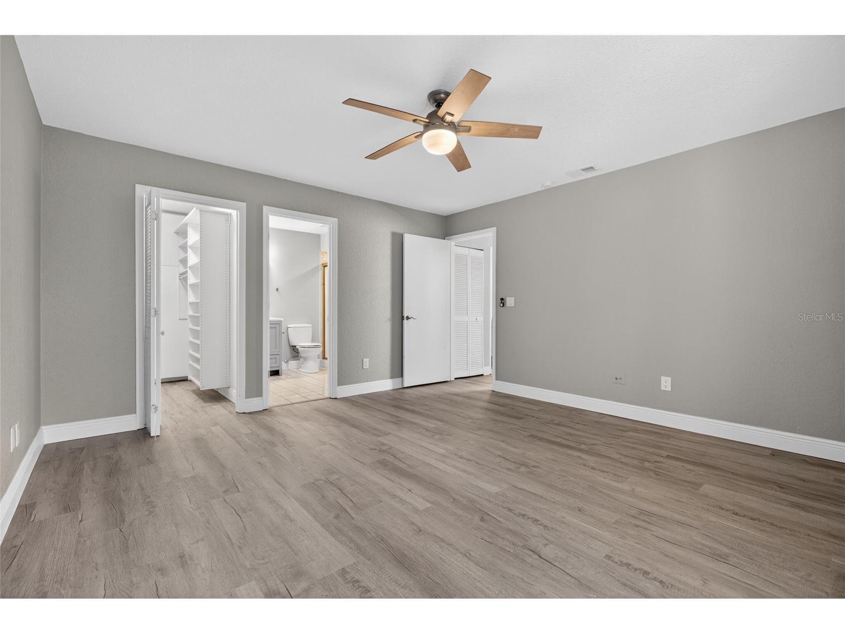 14617 Loridawn Drive #8 Seminole FL 33776 TB8502466 image28