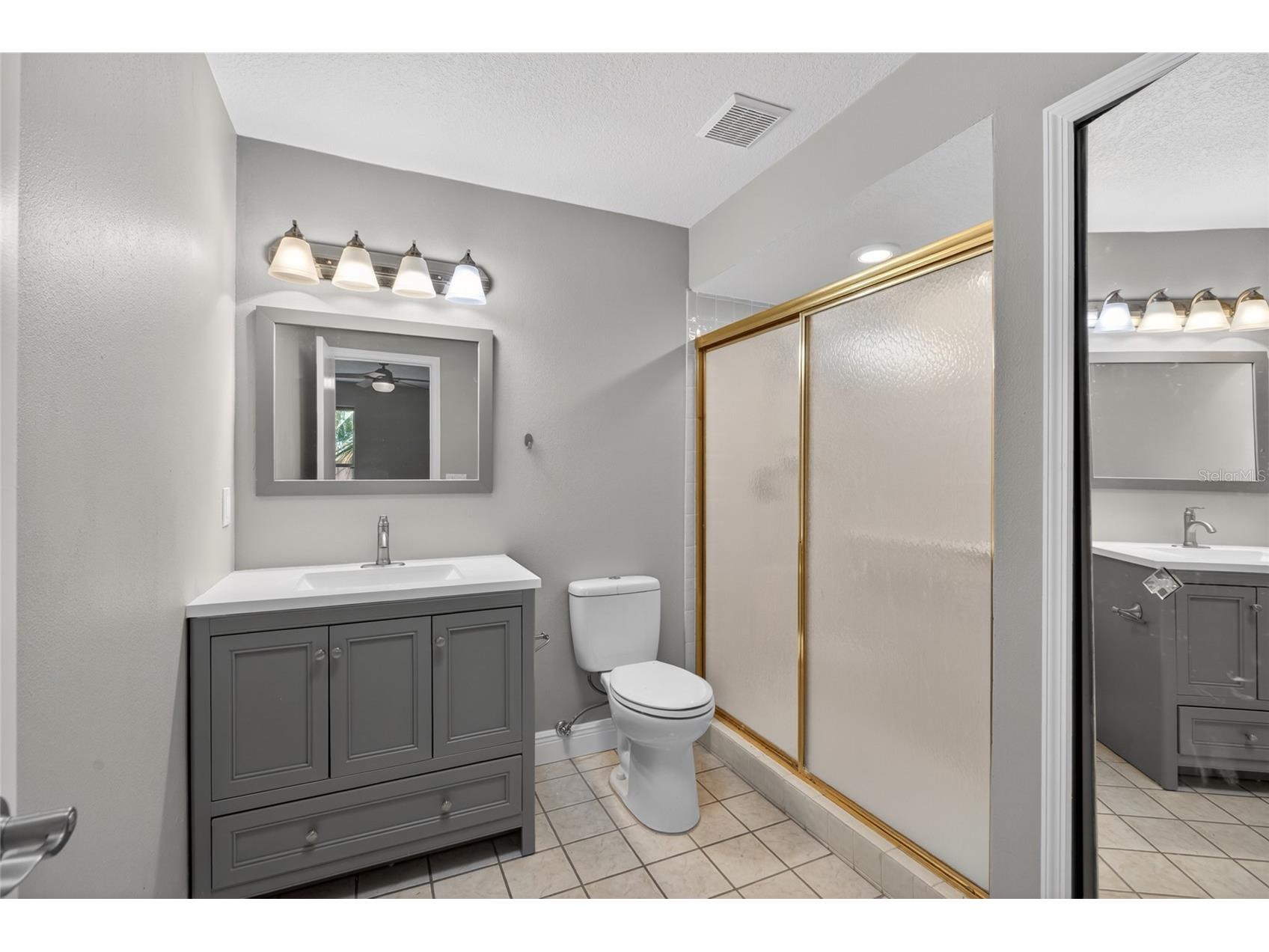 14617 Loridawn Drive #8 Seminole FL 33776 TB8502466 image29