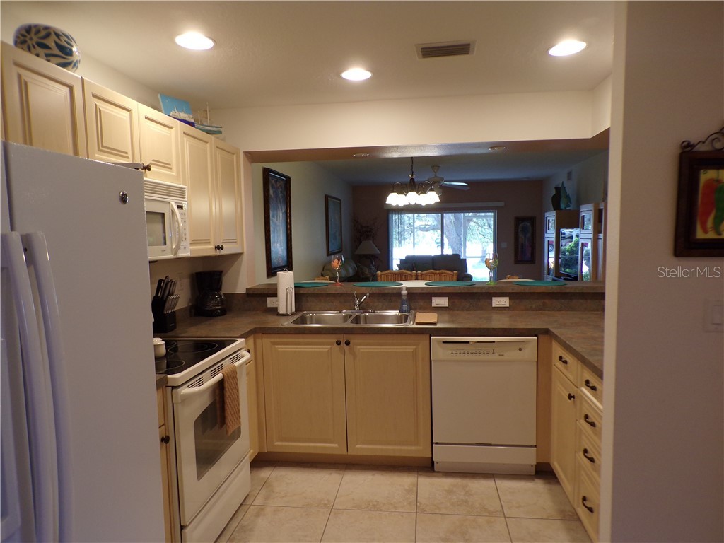 1462 Rio De Janeiro Avenue #B103 Punta Gorda FL 33983 C7526432 image4