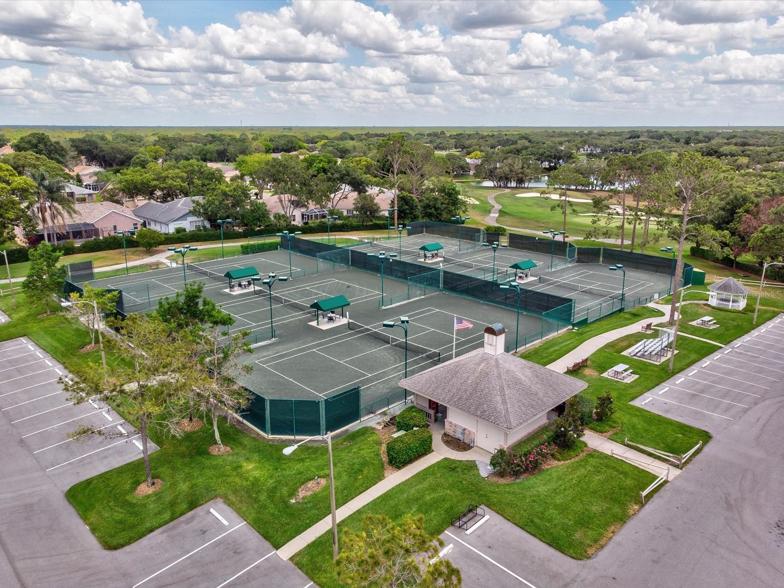1462 Shady Brook Court Spring Hill FL 34606 W7885561 image92