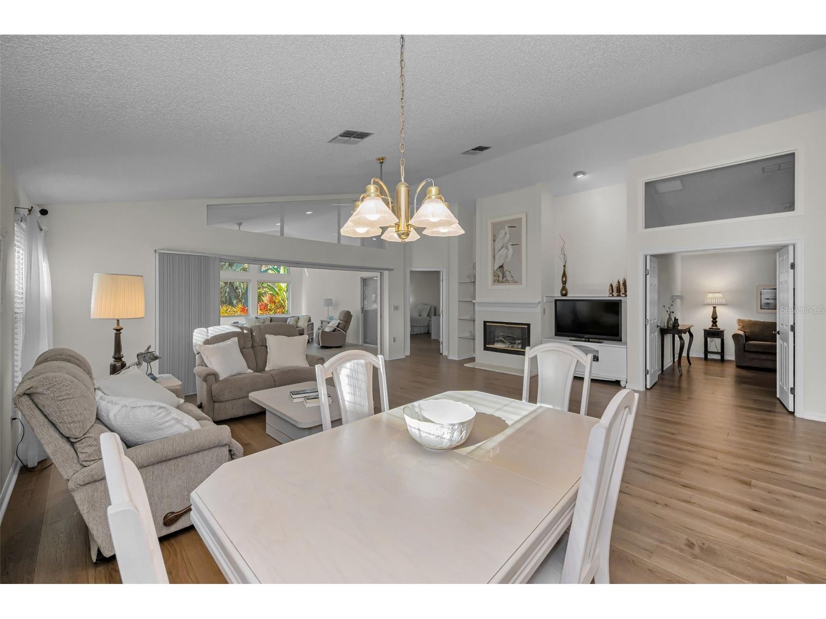 1462 Woodstream Drive Oldsmar FL 34677 TB8469868 image6