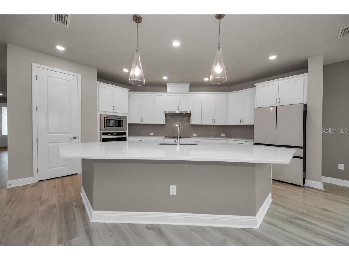 1463 Gopher Loop Tarpon Springs FL 34689 TB8445939 image16