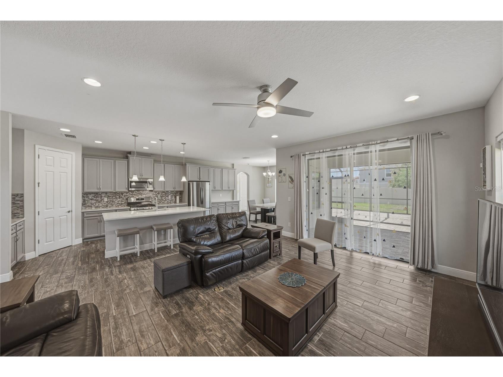 14633 Red Castle Avenue Lithia FL 33547 TB8501977 image18