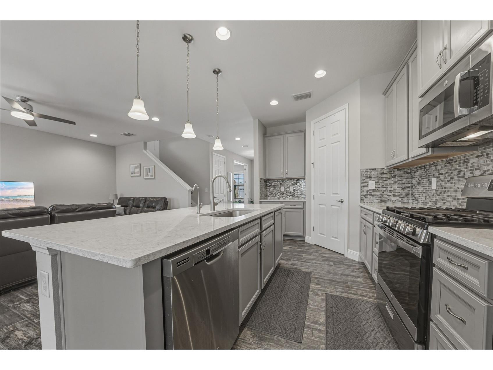 14633 Red Castle Avenue Lithia FL 33547 TB8501977 image23