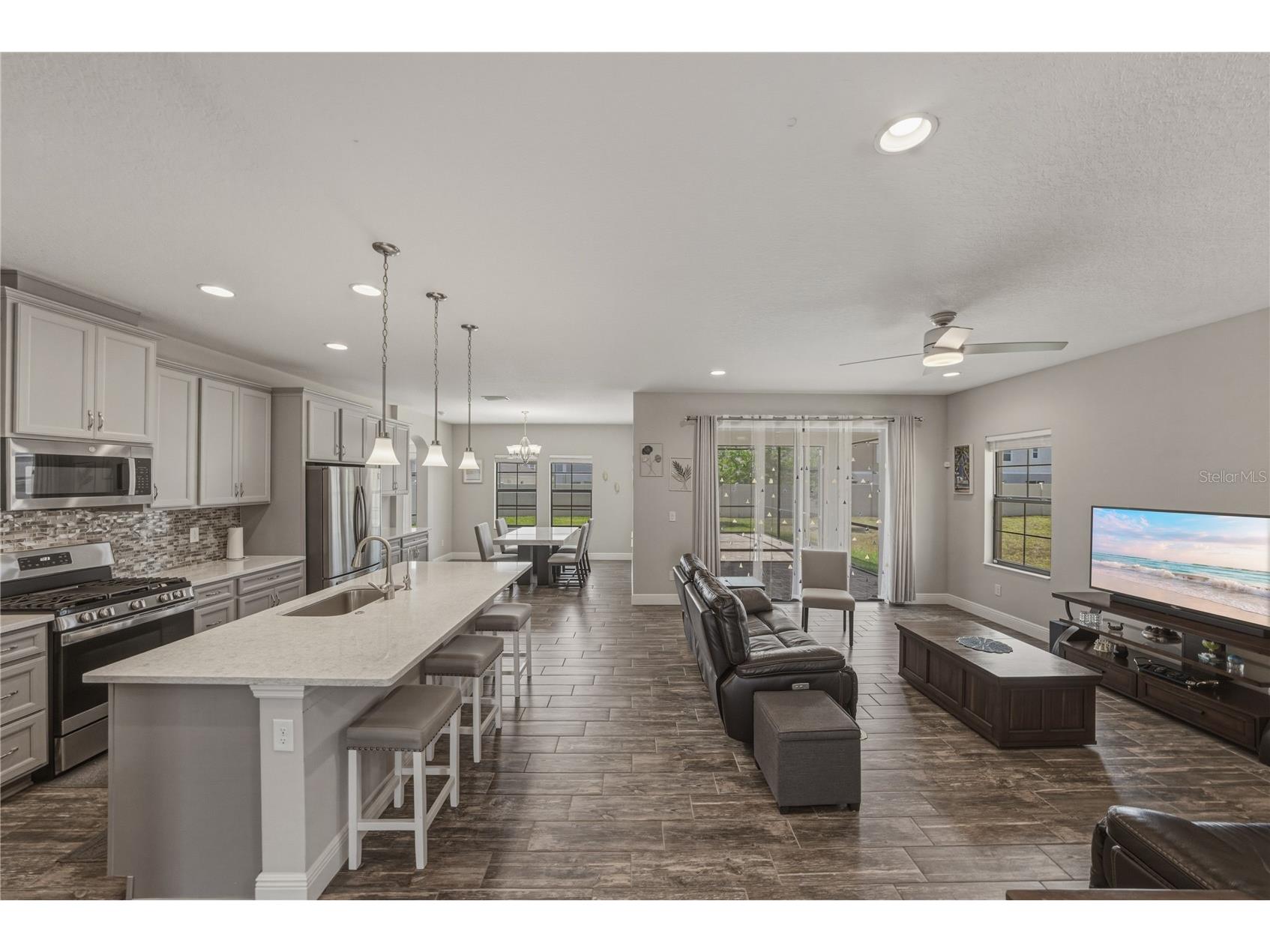 14633 Red Castle Avenue Lithia FL 33547 TB8501977 image4