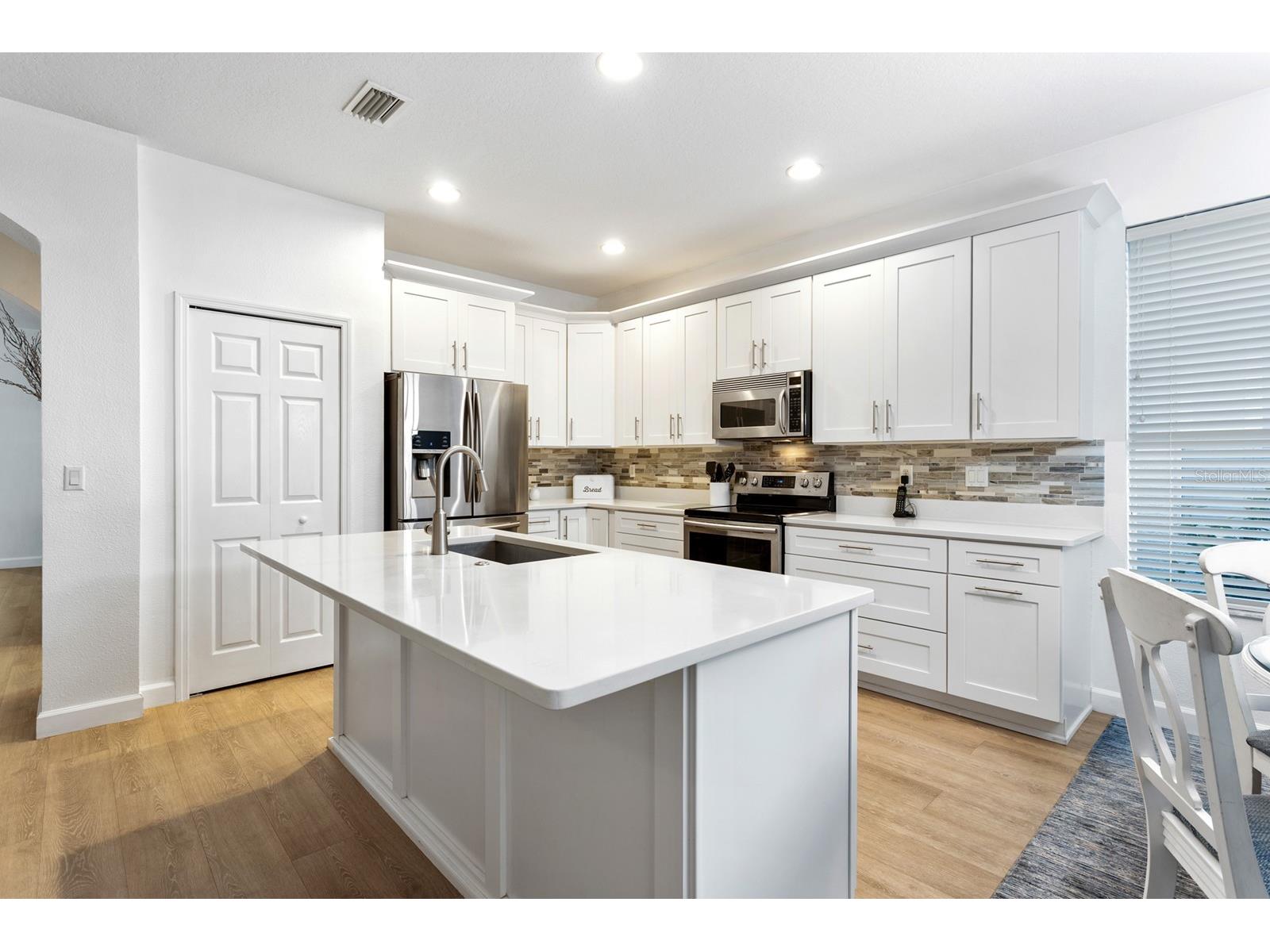 14633 Whittridge Drive Winter Garden FL 34787 - LAKE HANCOCK AND LAKE SPEER O6379535 image4