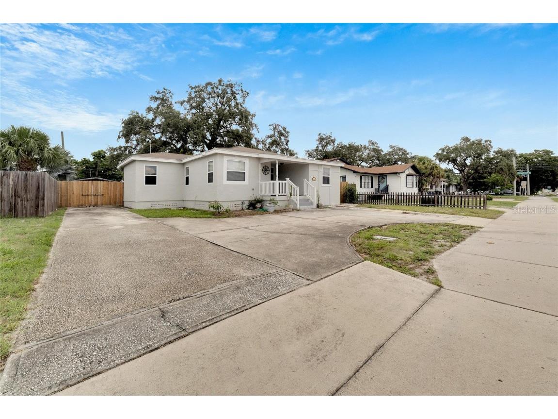 1464 Druid Road E Clearwater FL 33756 T3539992 image1