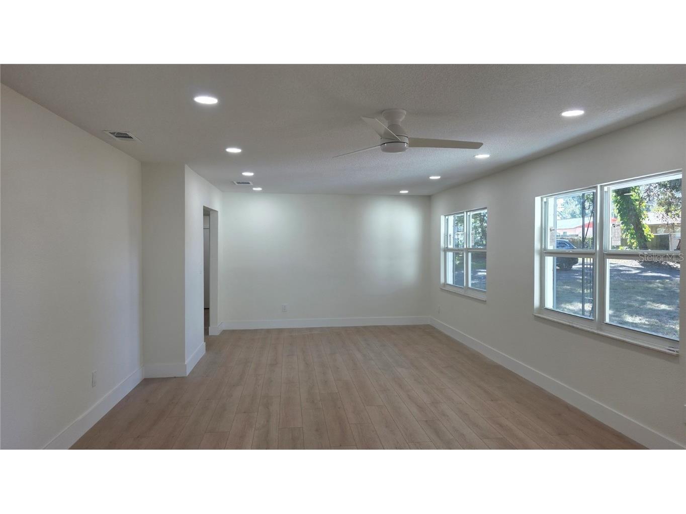 14646 15th Street Dade City FL 33523 TB8448307 image18