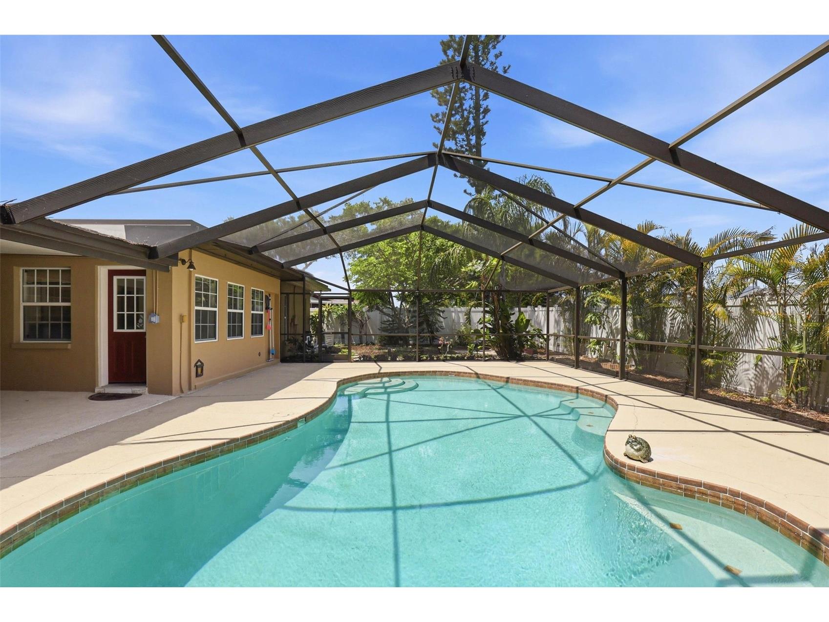 14649 Bay Drive Largo FL 33774 TB8498408 image38