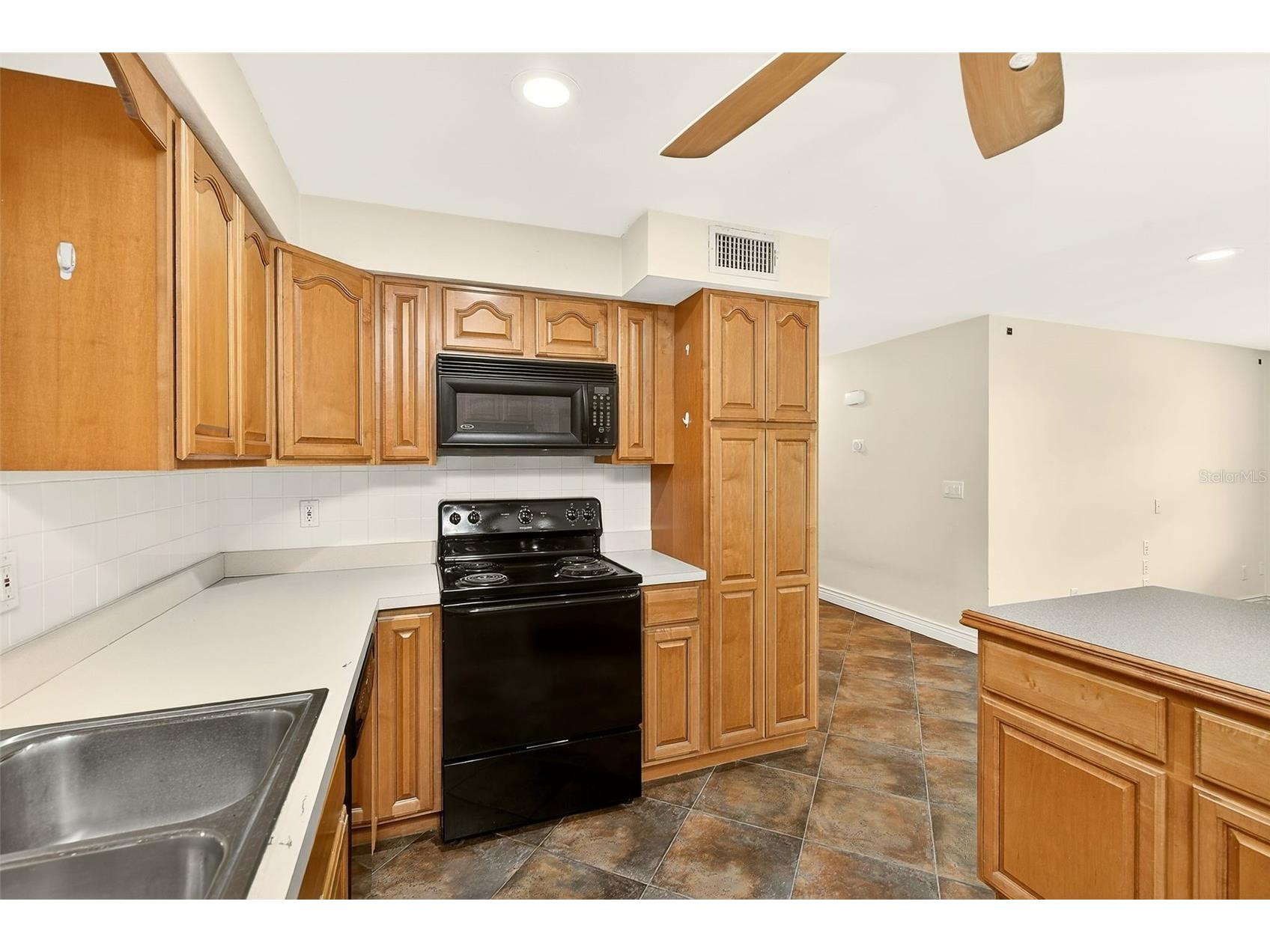 1465 Bayview Drive Clearwater FL 33756 TB8481755 image11