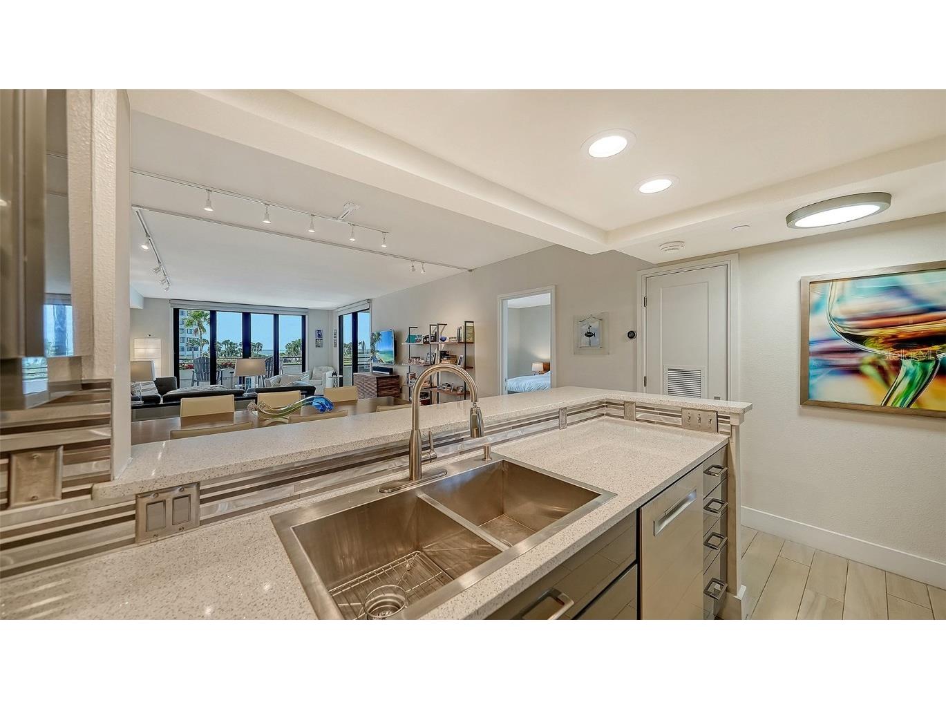 1465 Gulf Of Mexico Drive #106 Longboat Key FL 34228 - GULF OF MEXICO A4670993 image24