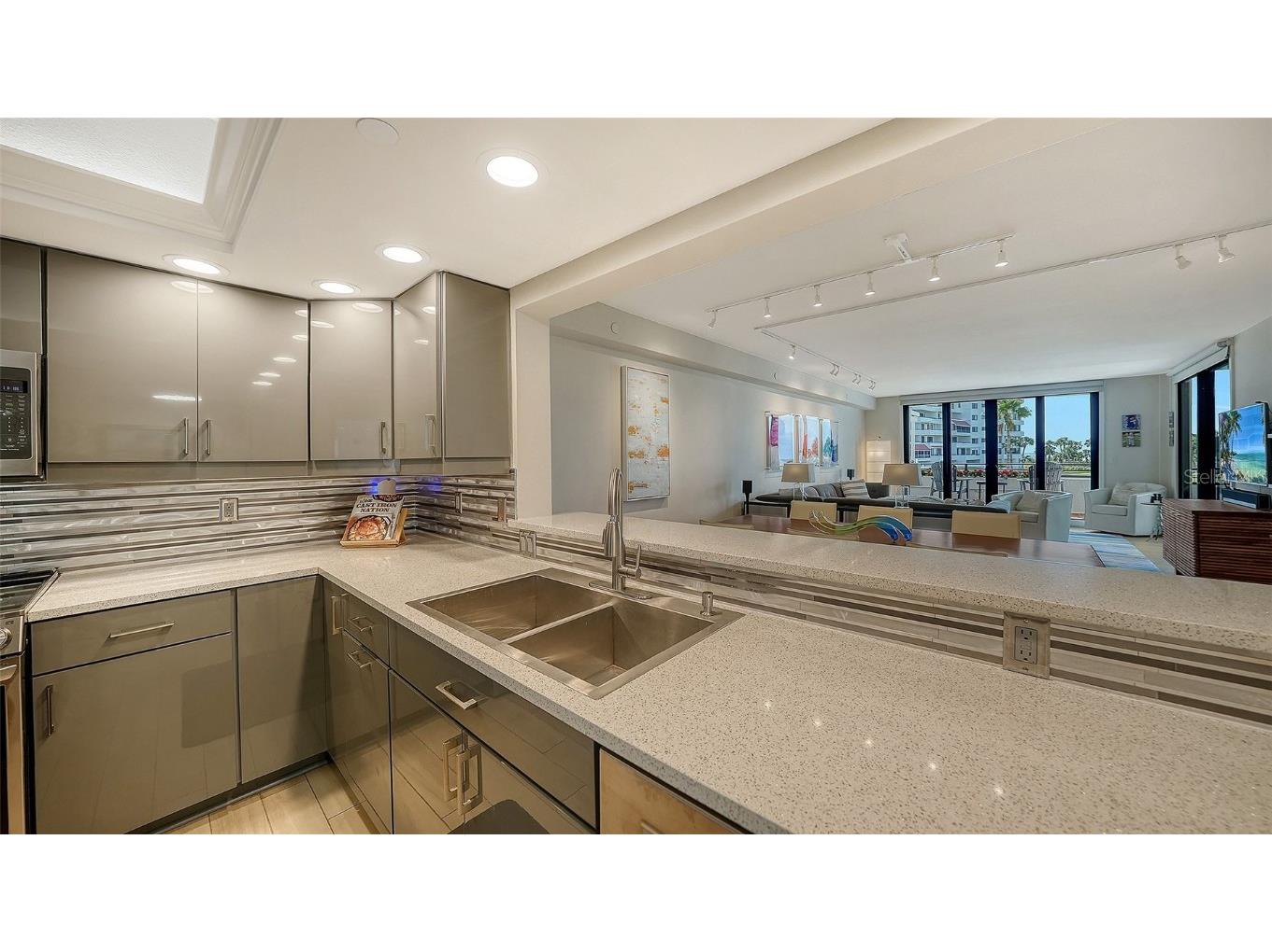 1465 Gulf Of Mexico Drive #106 Longboat Key FL 34228 - GULF OF MEXICO A4670993 image25