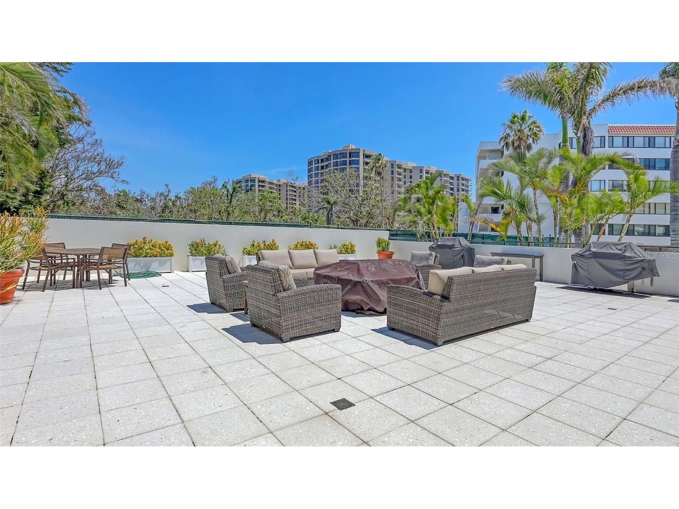 1465 Gulf Of Mexico Drive #106 Longboat Key FL 34228 - GULF OF MEXICO A4670993 image50