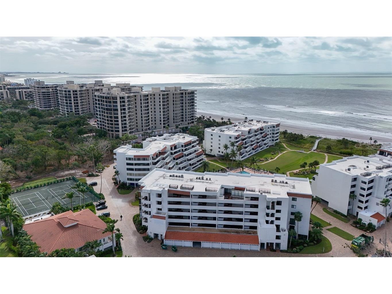 1465 Gulf Of Mexico Drive #106 Longboat Key FL 34228 - GULF OF MEXICO A4670993 image7