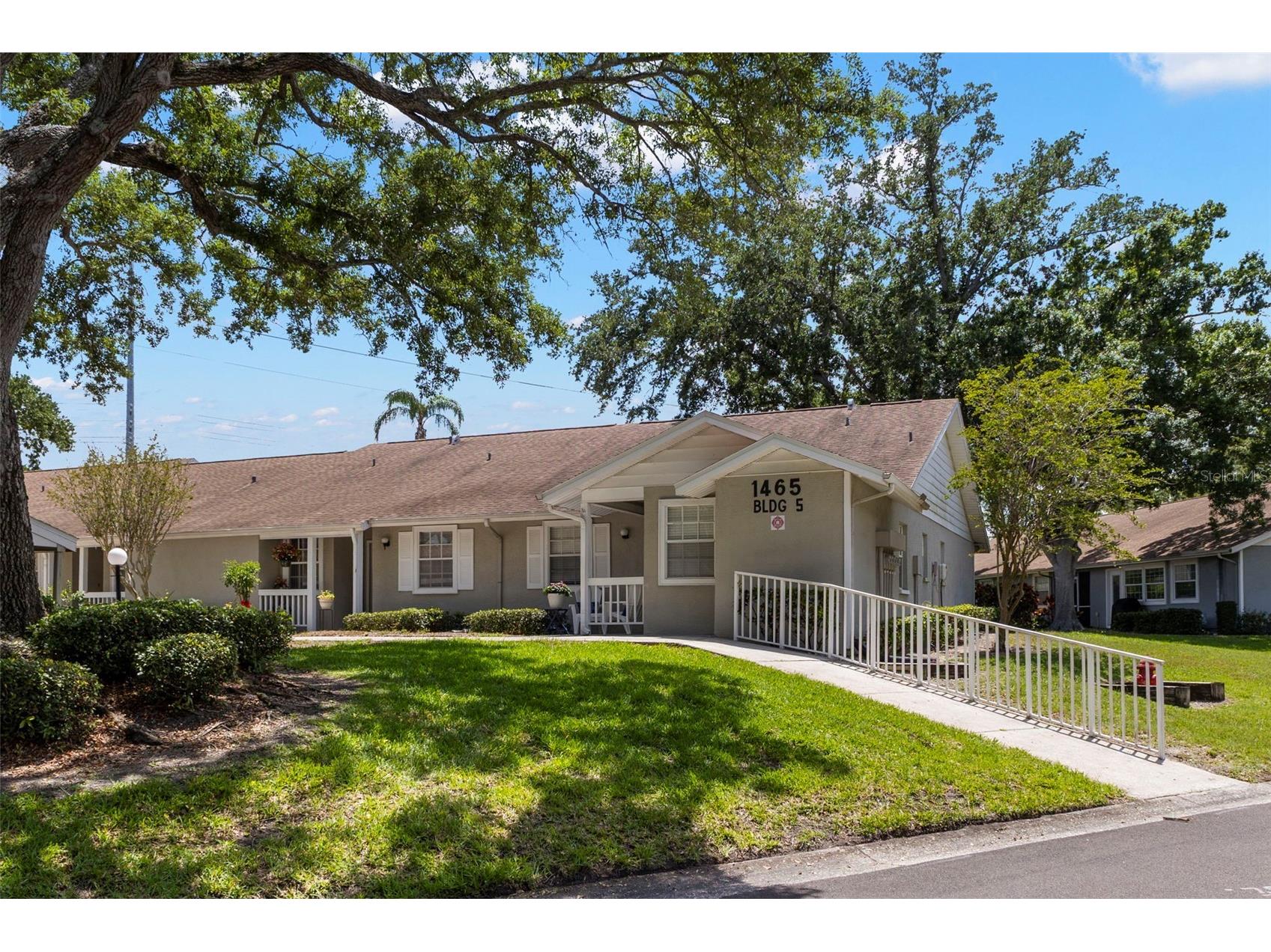 1465 Oak Hill Drive #104 Dunedin FL 34698 TB8509765 image1