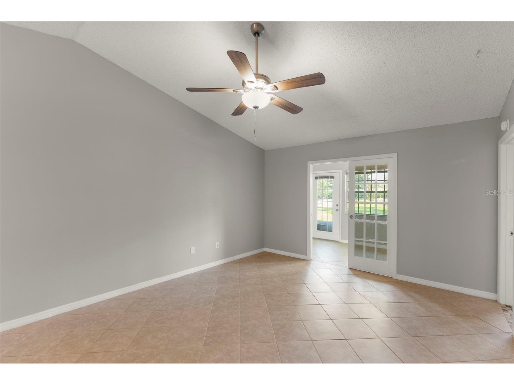 1465 Oak Hill Drive #104 Dunedin FL 34698 TB8509765 image14