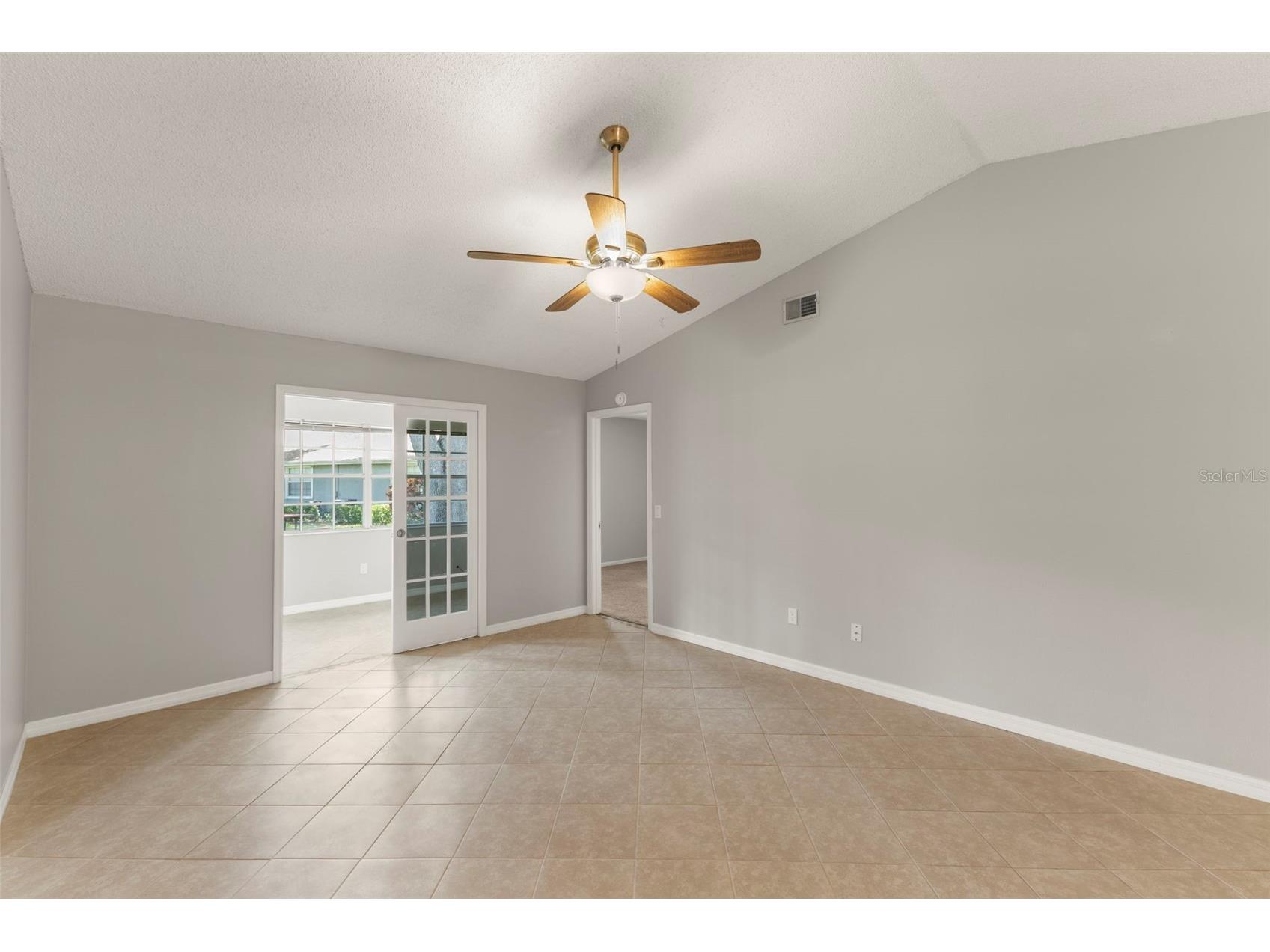 1465 Oak Hill Drive #104 Dunedin FL 34698 TB8509765 image15