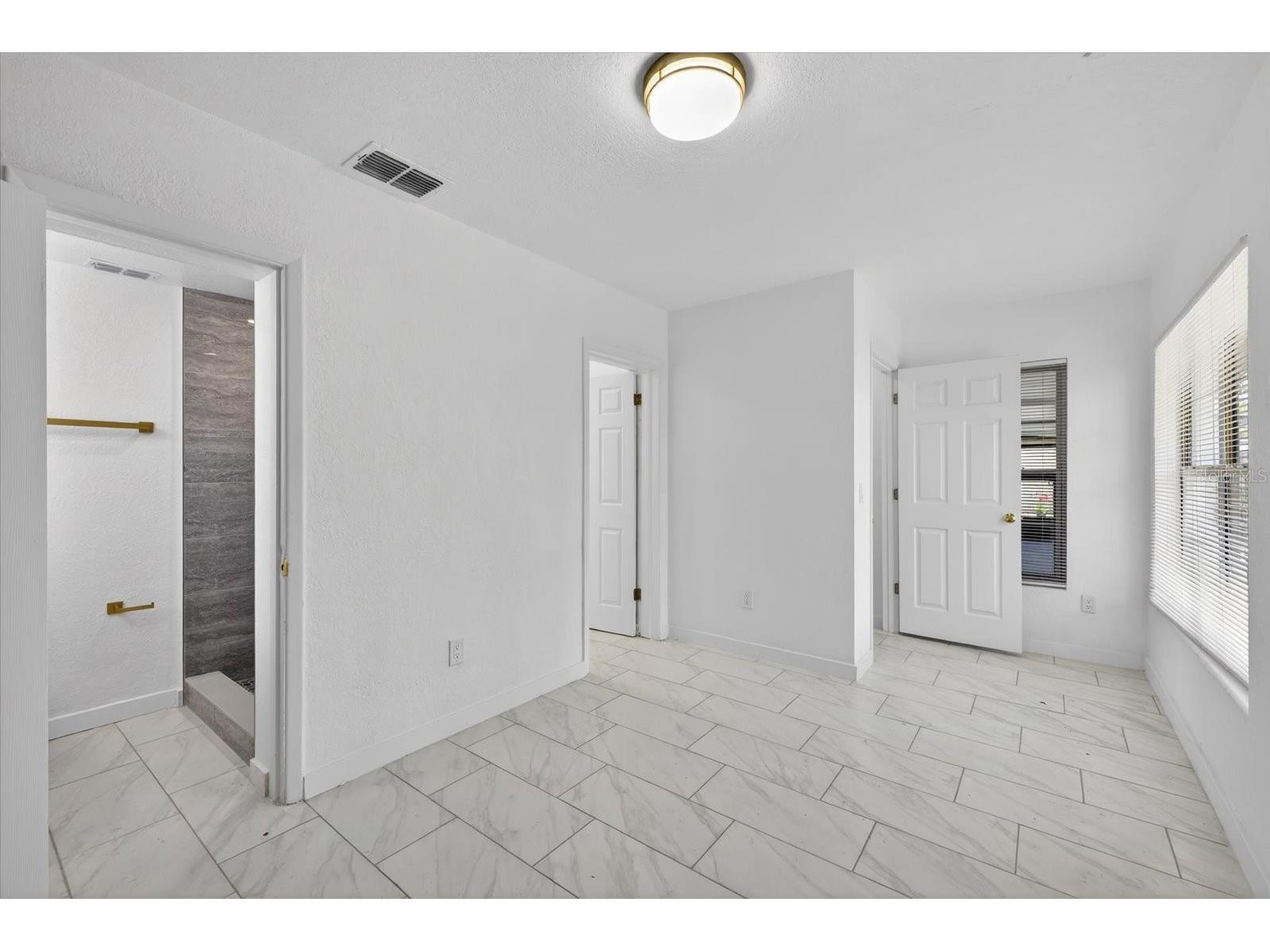 1465 Parkwood Street Clearwater FL 33755 TB8494298 image16