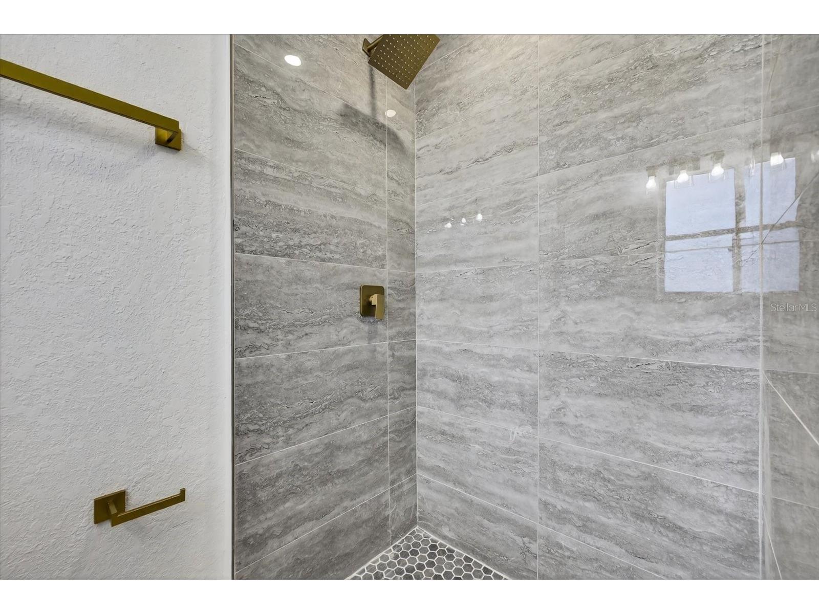 1465 Parkwood Street Clearwater FL 33755 TB8494298 image20