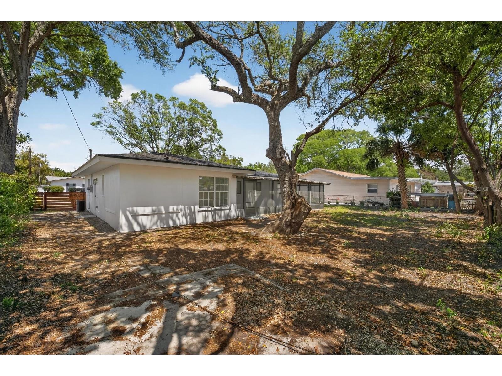 1465 Parkwood Street Clearwater FL 33755 TB8494298 image33