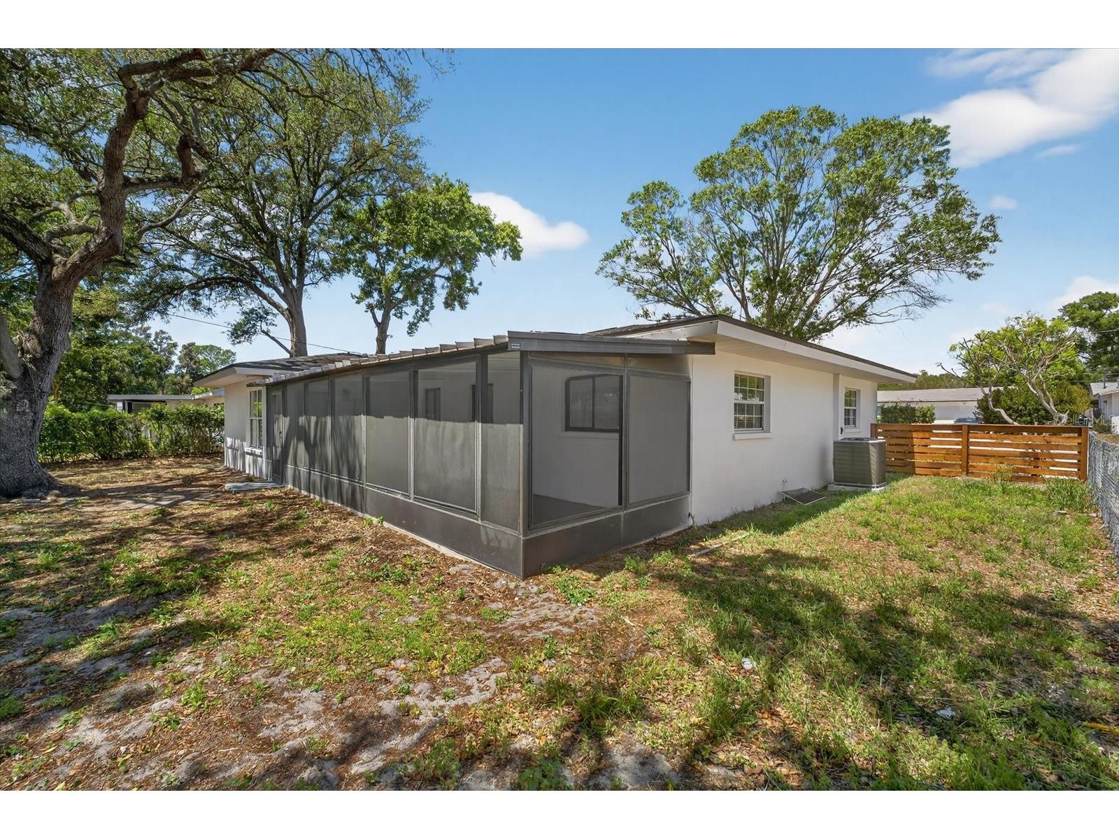 1465 Parkwood Street Clearwater FL 33755 TB8494298 image35