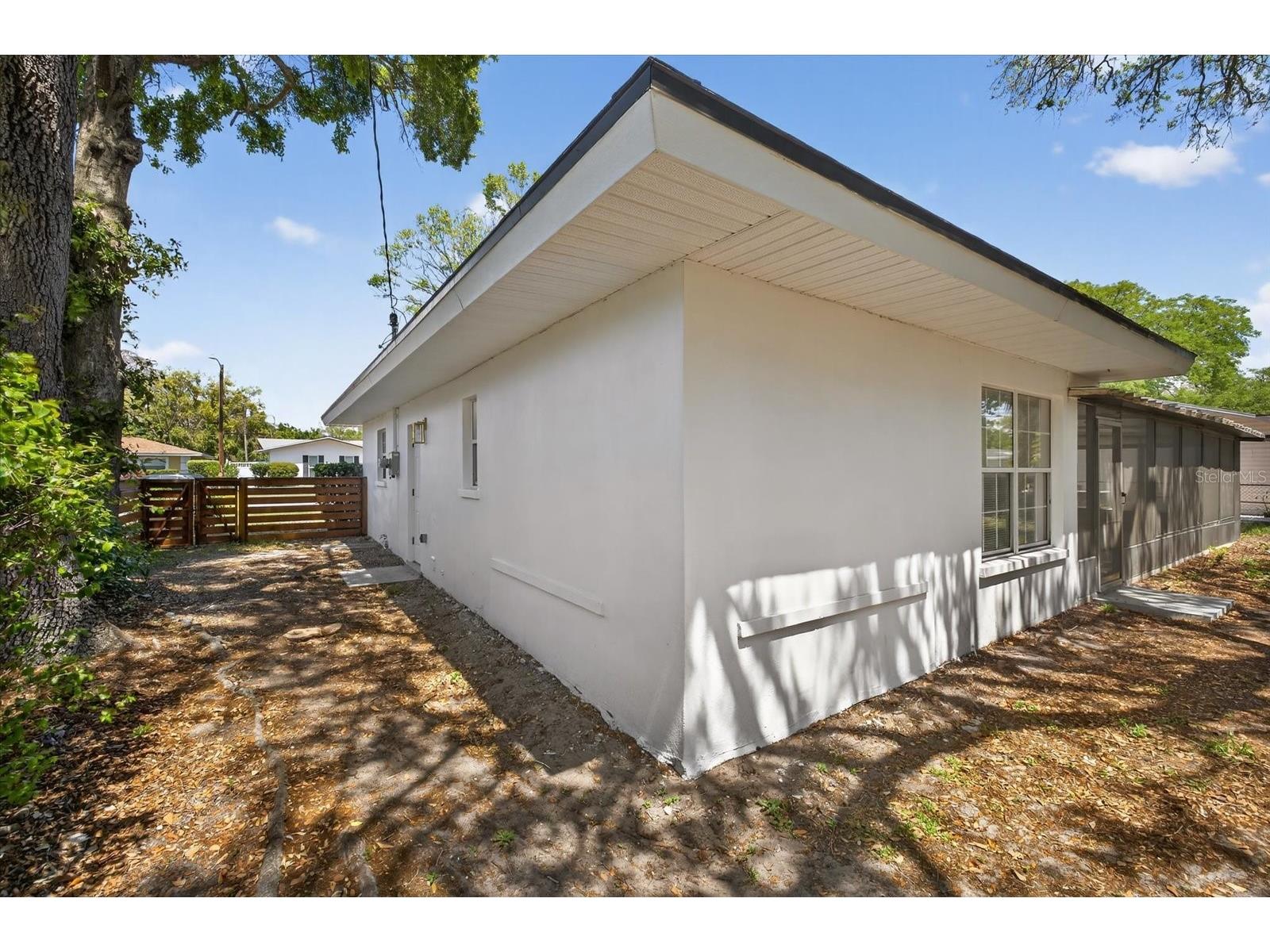 1465 Parkwood Street Clearwater FL 33755 TB8494298 image36