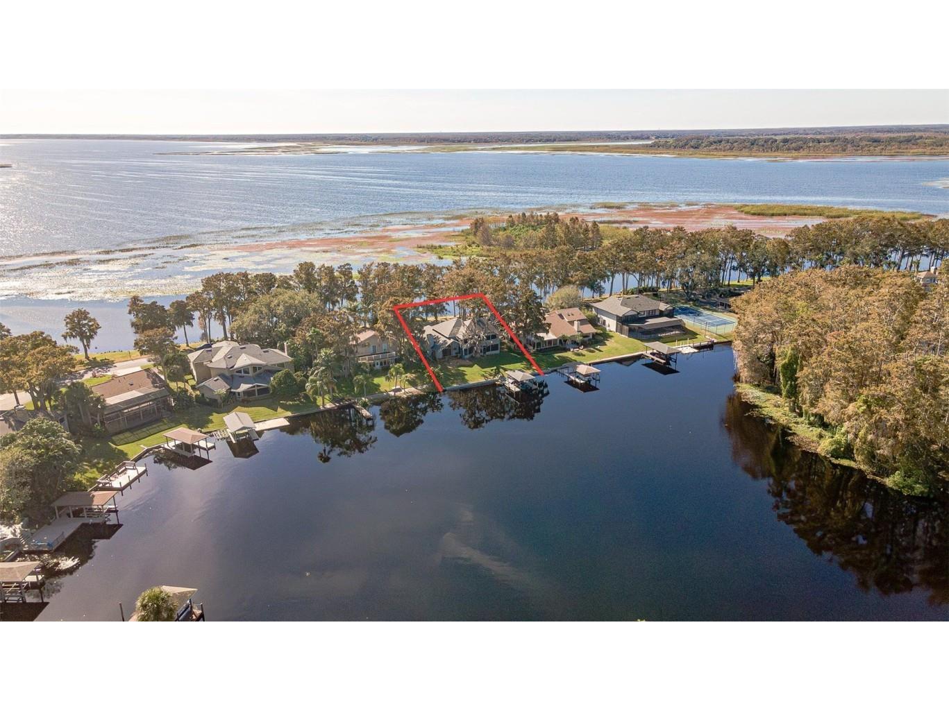 1465 Riviera Drive Kissimmee FL 34744 - LAKE TOHO S5117446 image1