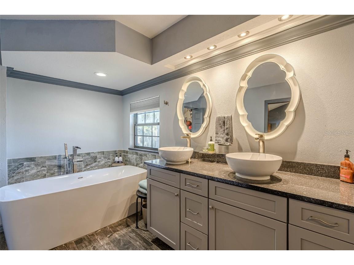 1465 Riviera Drive Kissimmee FL 34744 - LAKE TOHO S5117446 image39