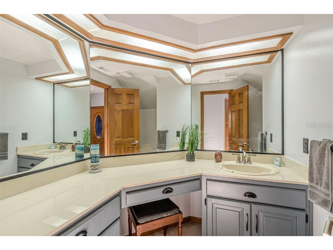 1465 Riviera Drive Kissimmee FL 34744 - LAKE TOHO S5117446 image44