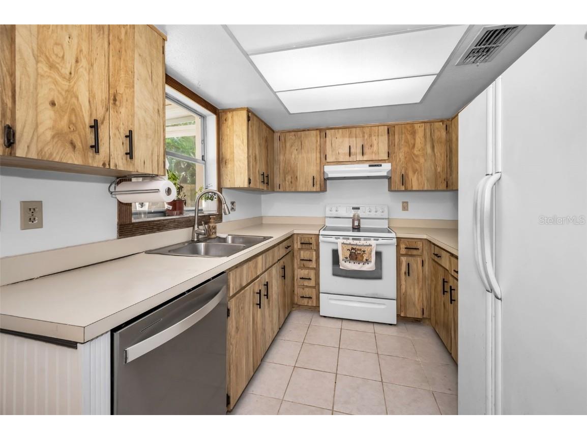 1465 Windmoor Drive Dunedin FL 34698 TB8434358 image10