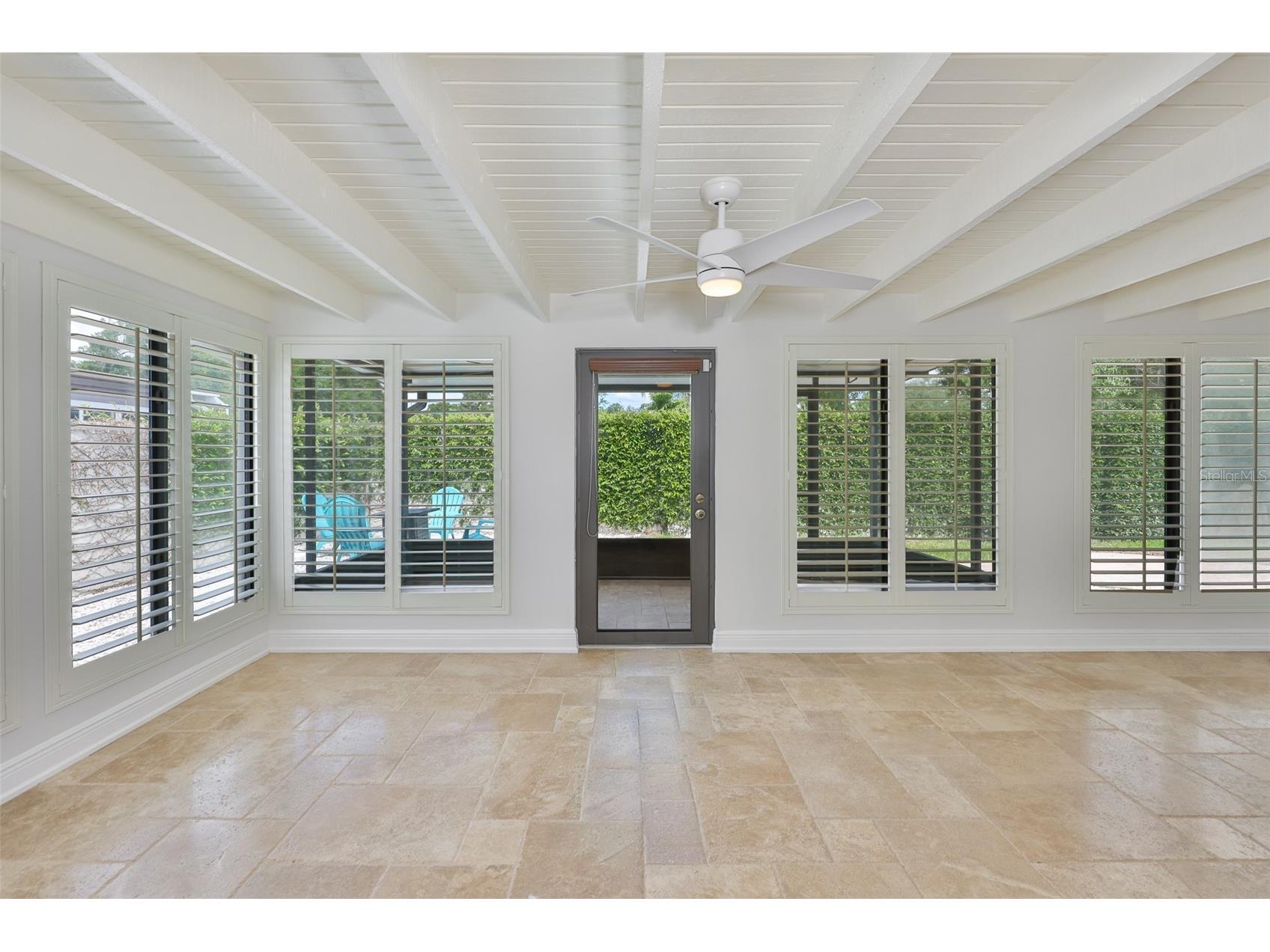 14651 Village Glen Circle Tampa FL 33618 TB8518191 image11