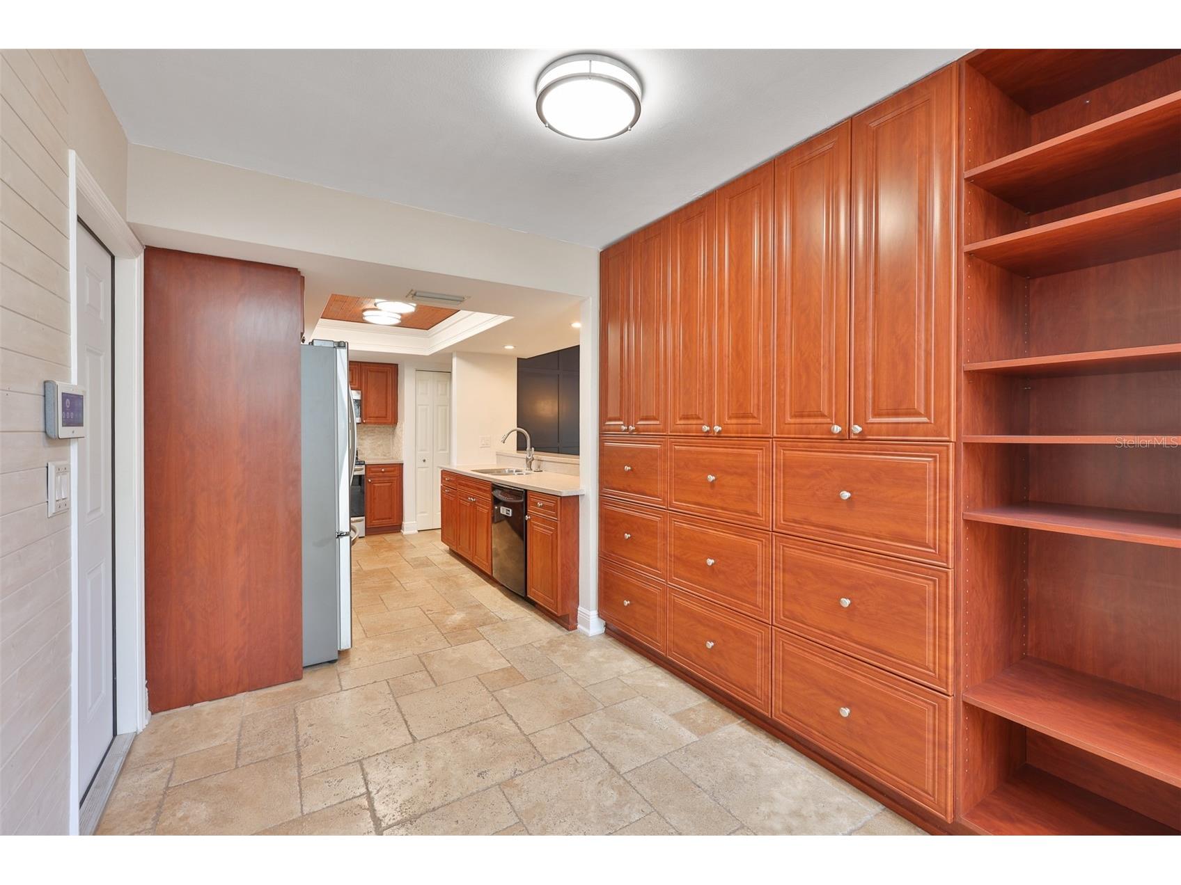 14651 Village Glen Circle Tampa FL 33618 TB8518191 image23