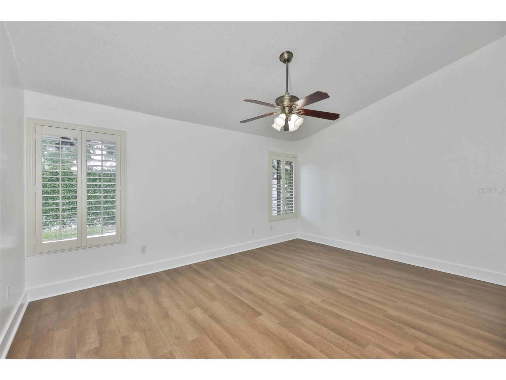 14651 Village Glen Circle Tampa FL 33618 TB8518191 image24