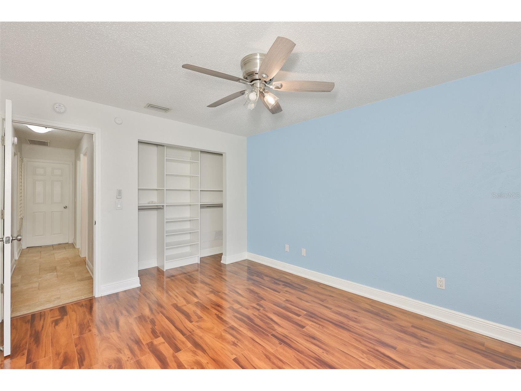 14651 Village Glen Circle Tampa FL 33618 TB8518191 image32
