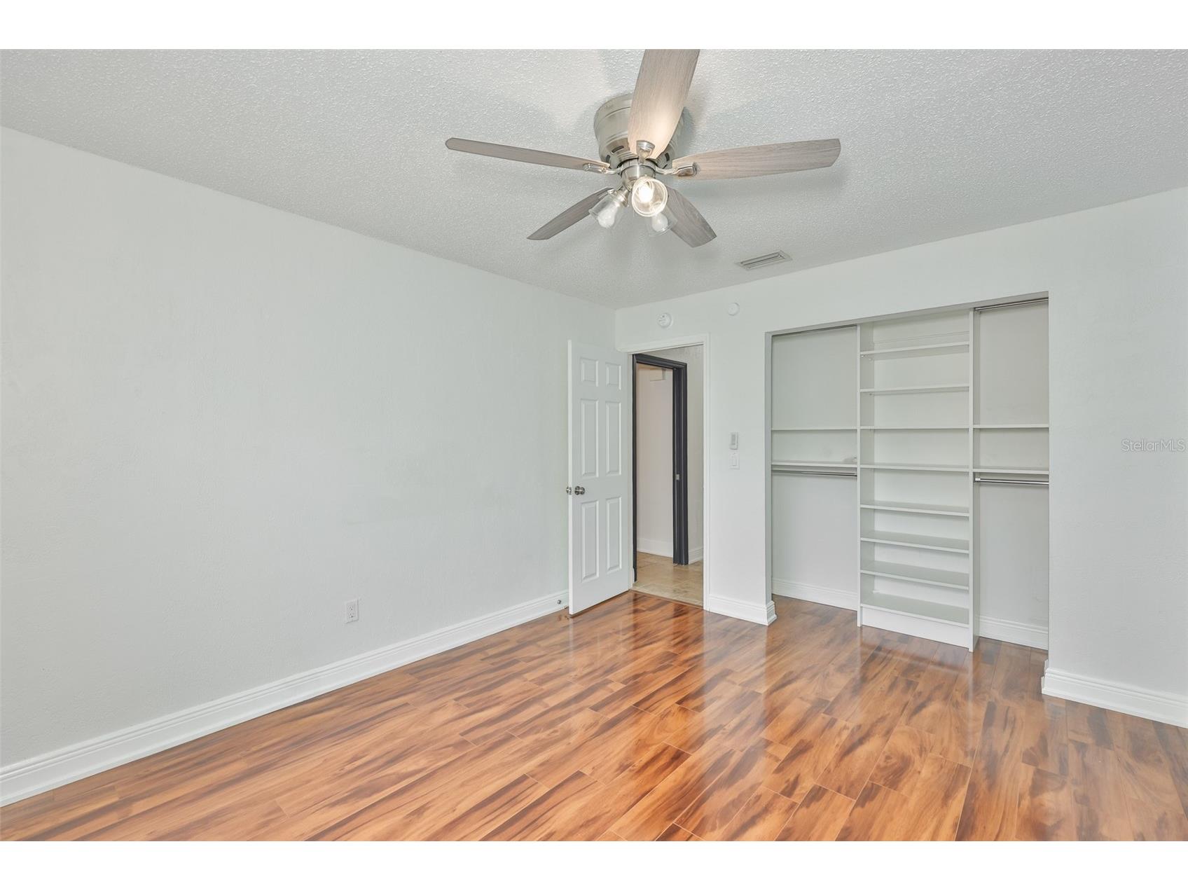 14651 Village Glen Circle Tampa FL 33618 TB8518191 image33