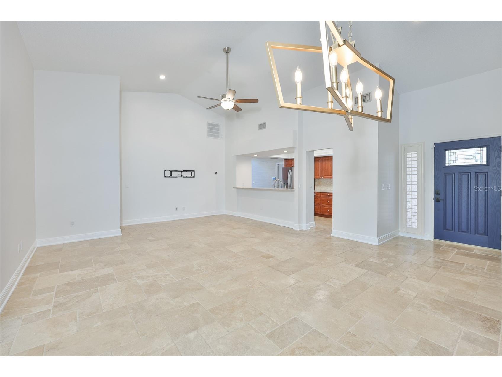 14651 Village Glen Circle Tampa FL 33618 TB8518191 image9