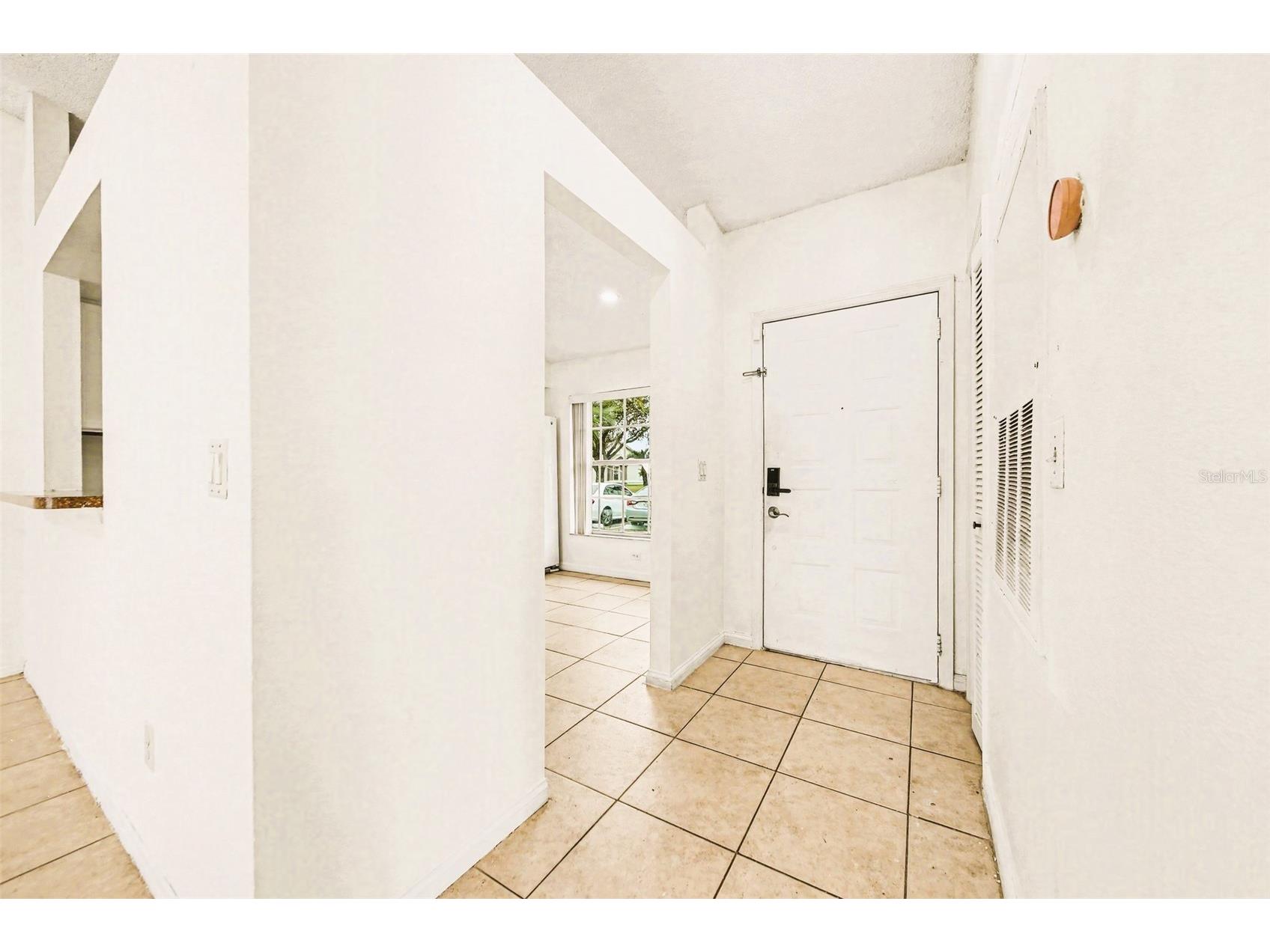 14657 Laguna Beach Circle Orlando FL 32824 O6406388 image4