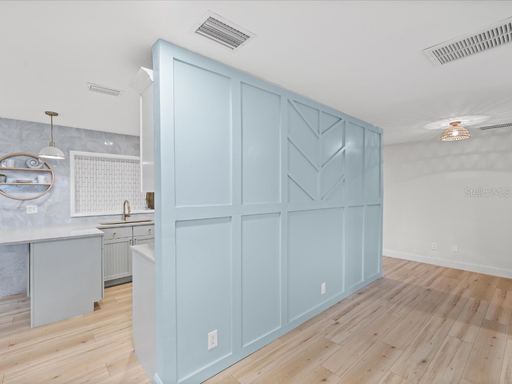 1466 S Hercules Avenue Clearwater FL 33764 TB8426788 image25