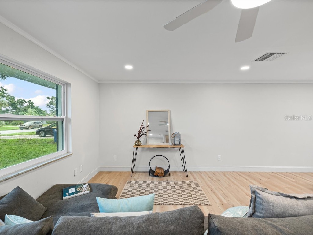 1466 S Hercules Avenue Clearwater FL 33764 TB8426788 image4