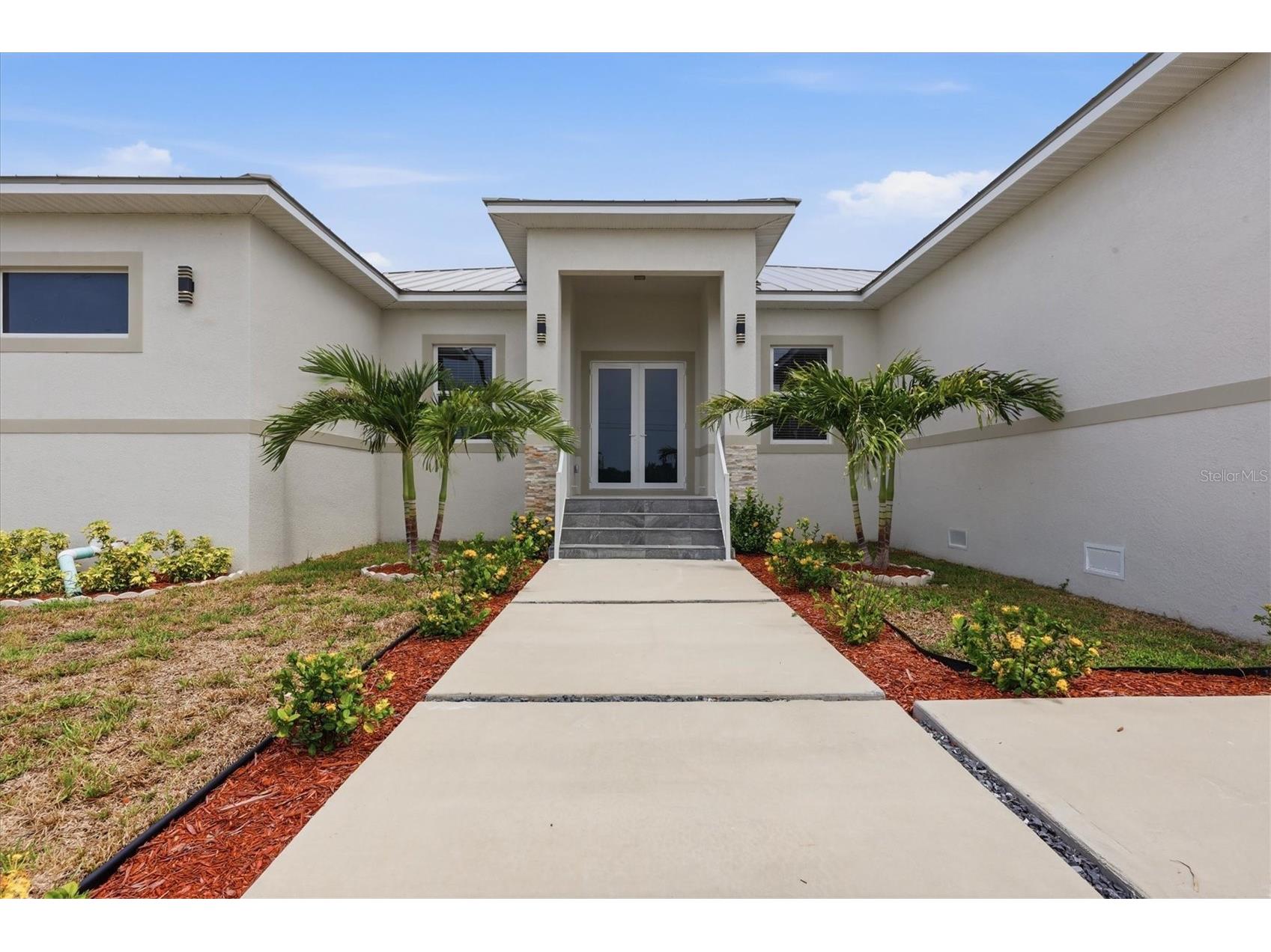14663 Lillian Circle Port Charlotte FL 33981 D6148032 image1