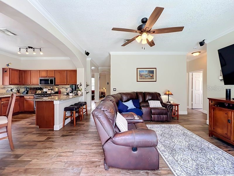 14664 Saint Georges Hill Drive Orlando FL 32828 O6418846 image35