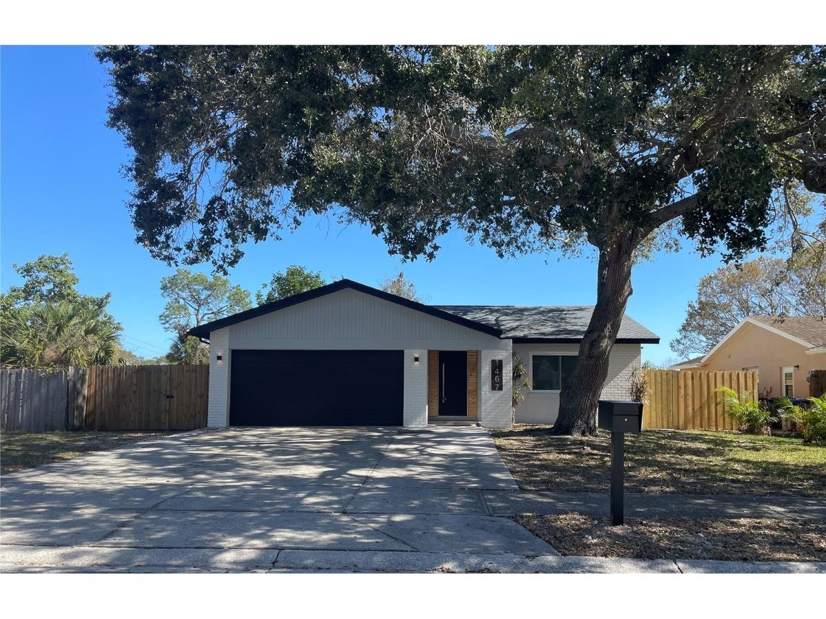 1467 Chesterfield Dr Dunedin FL 34698 U8228155 image1